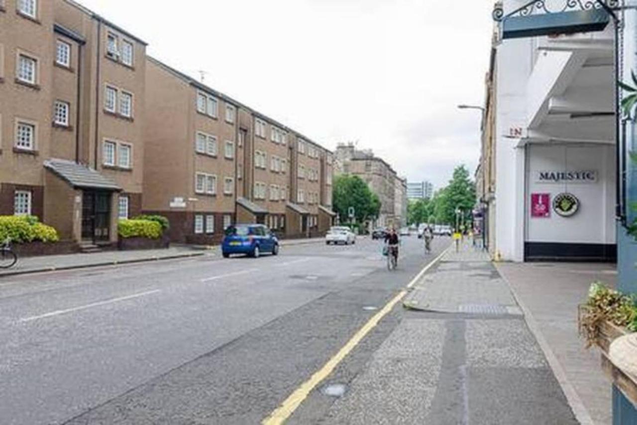 Central Flat Near Holyrood Park 爱丁堡 外观 照片